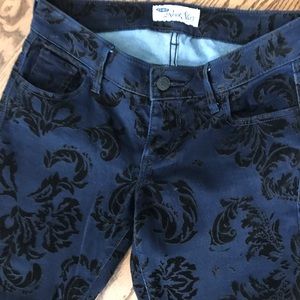 Old Navy Rock Star Dark Blue &Black Flock Design 6